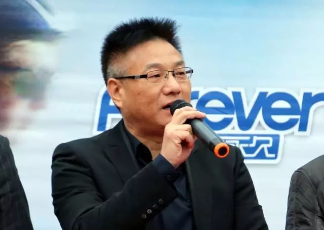 哈哈体育 e9352